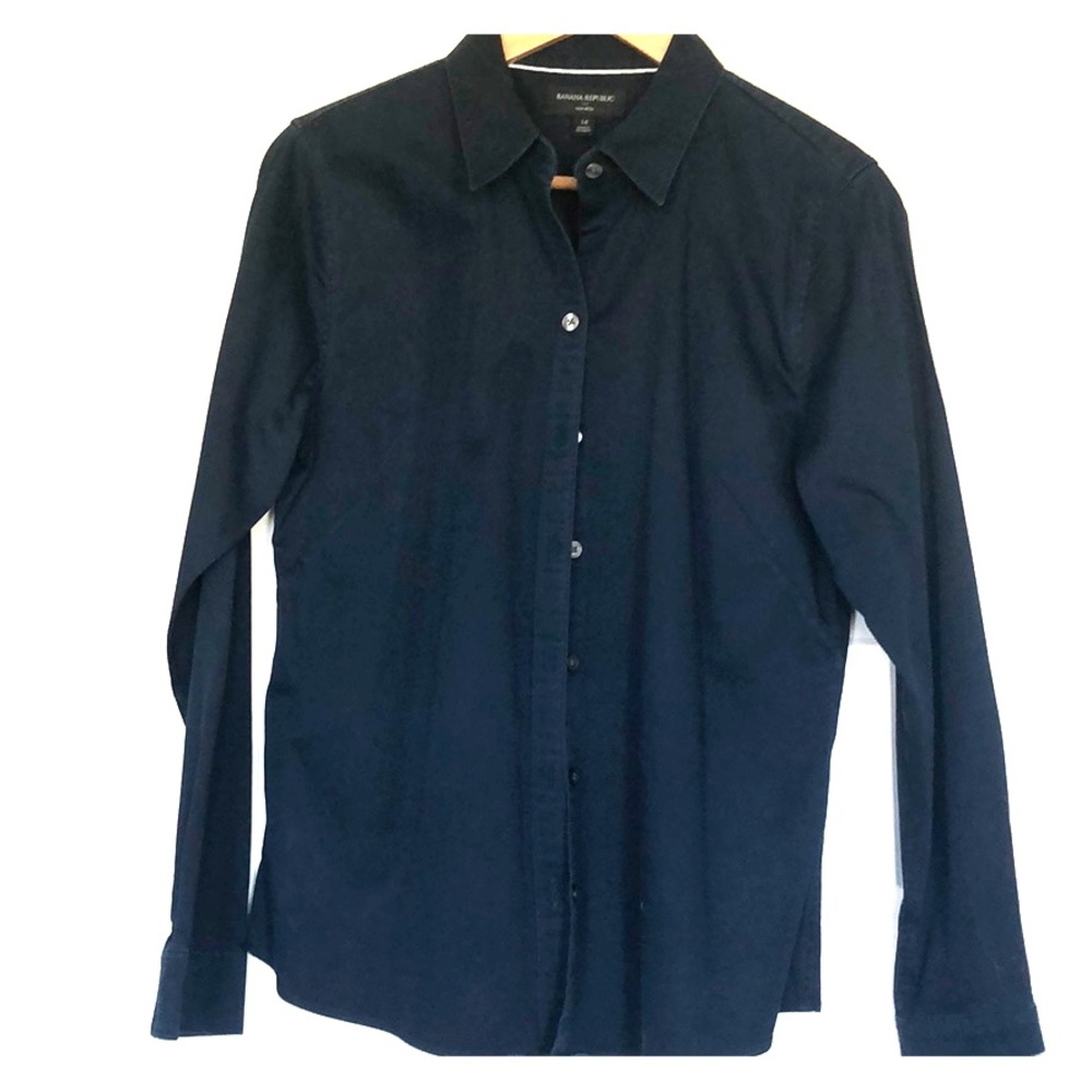 Button down - Picture 2 of 3
